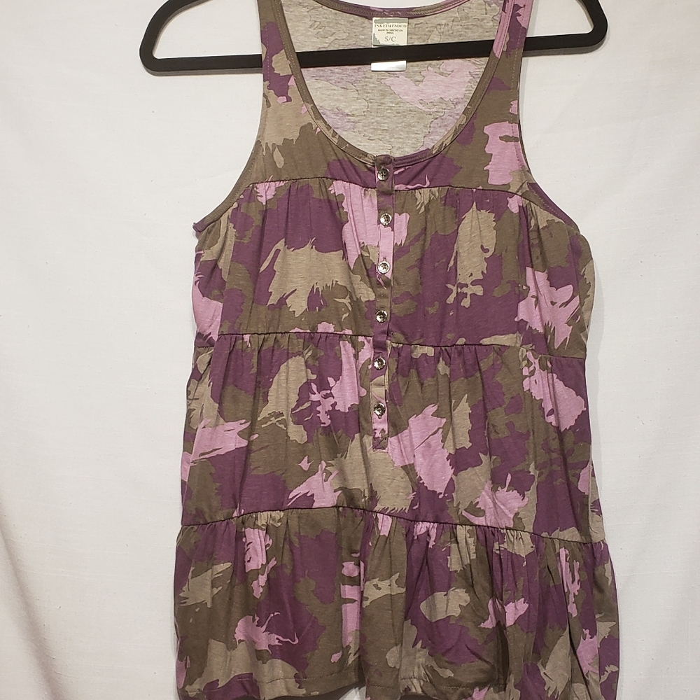 Inked&faded  Camo sleeveless tank top size small